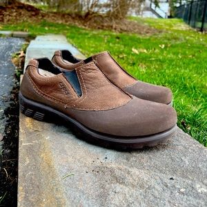 Crocs Men’s slip-on Brown Loafers w/fur Sz 11